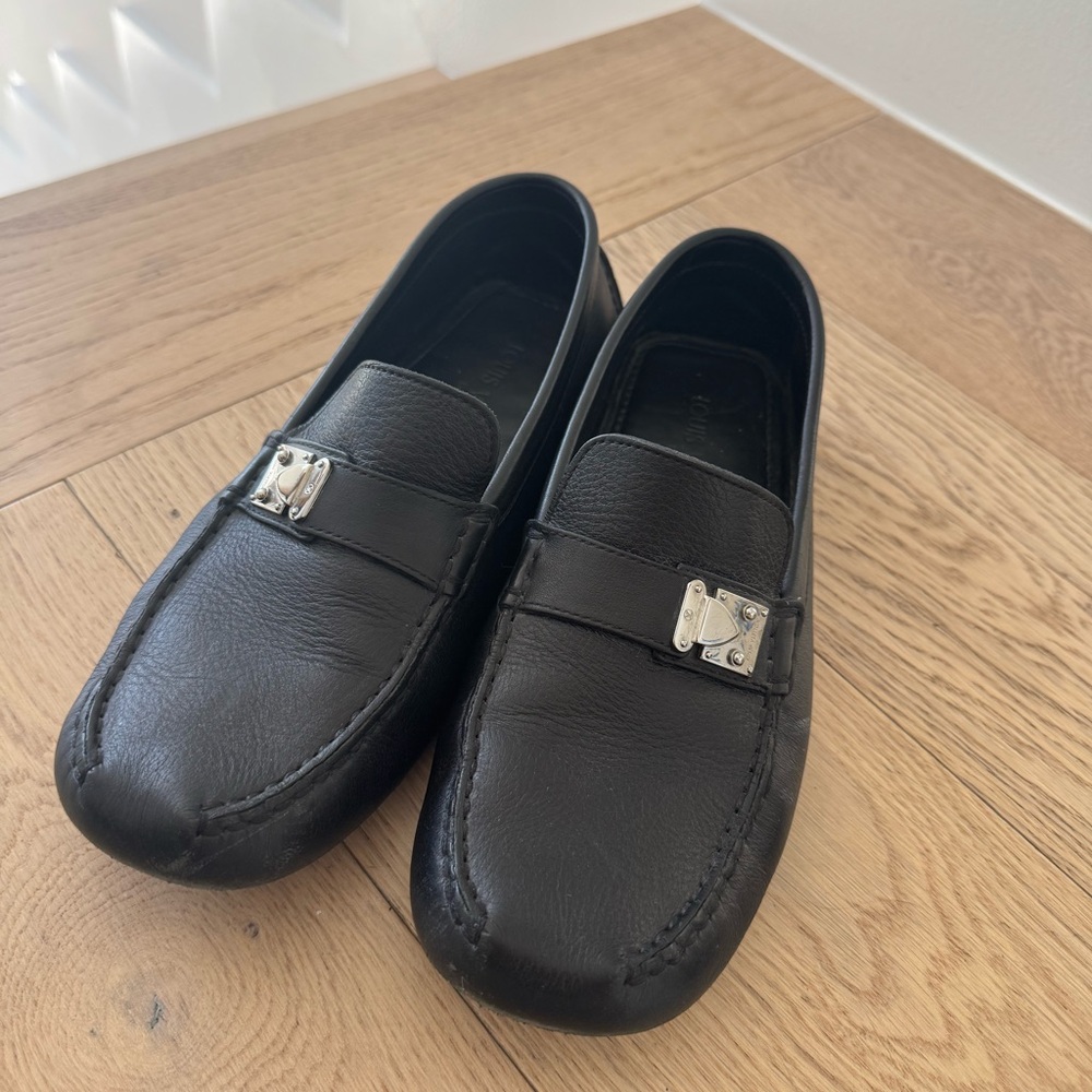 Louis Vuitton Suhali Leather Flats